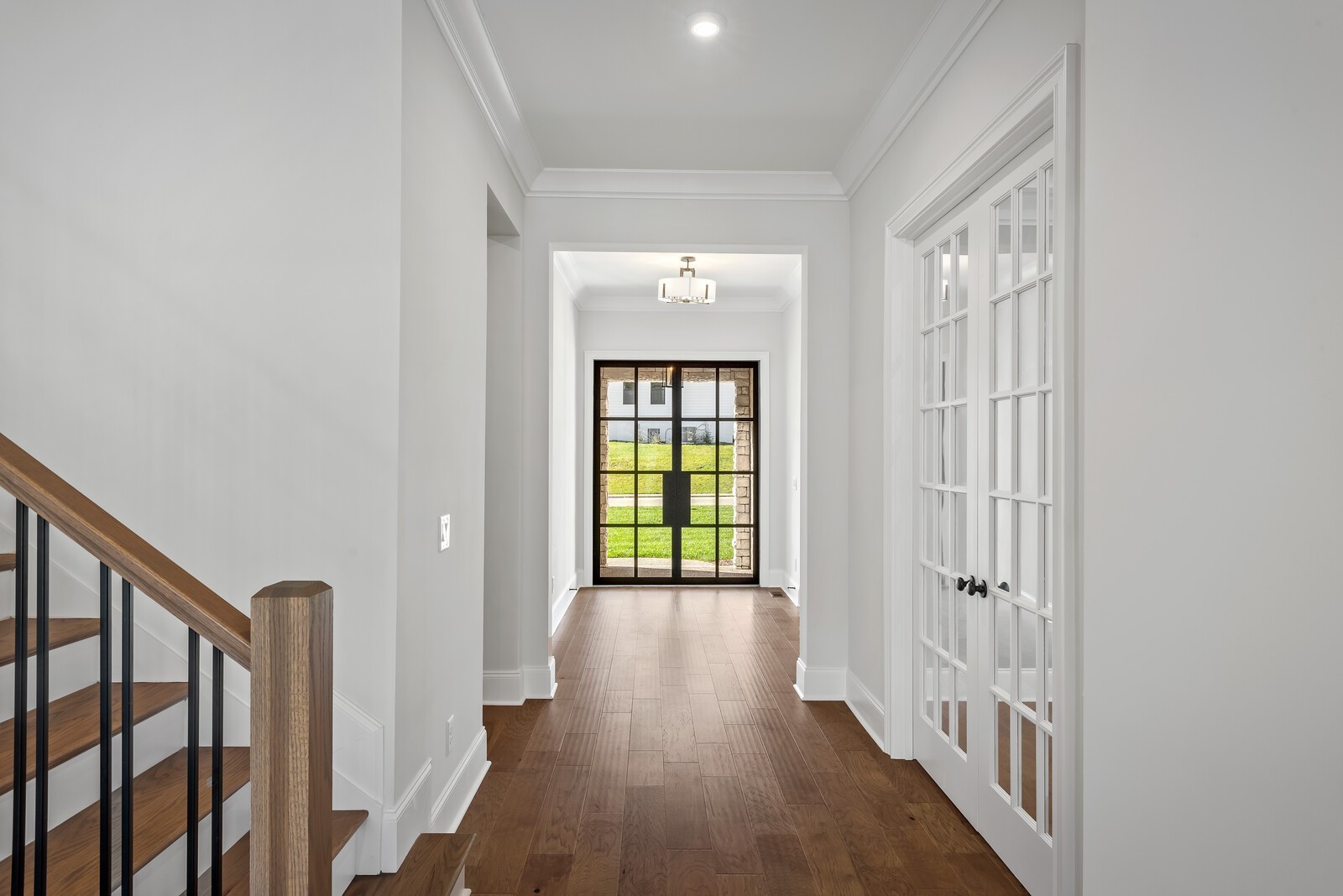 7290 Woodruff Drive Property Photo 12