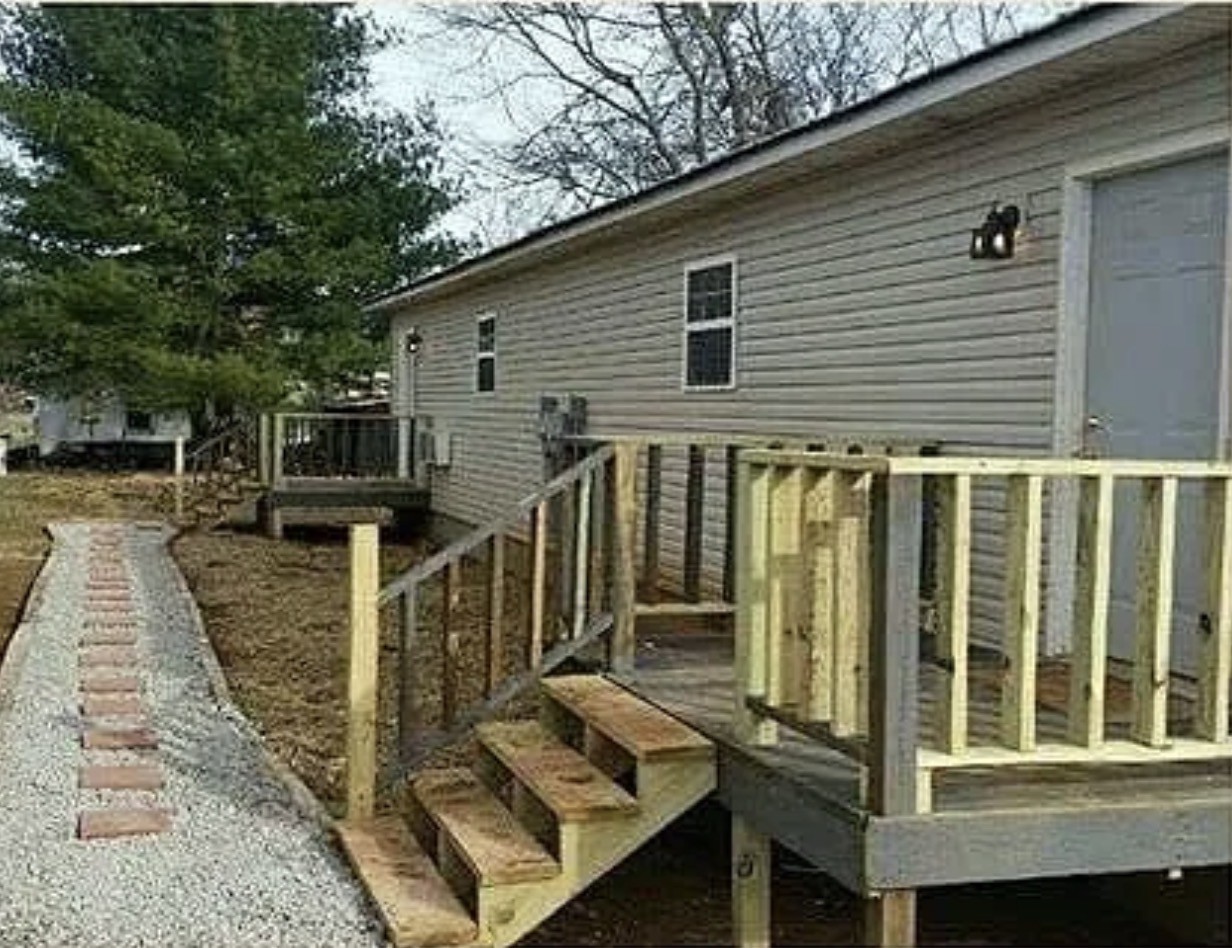111 Creamery St Property Photo 1