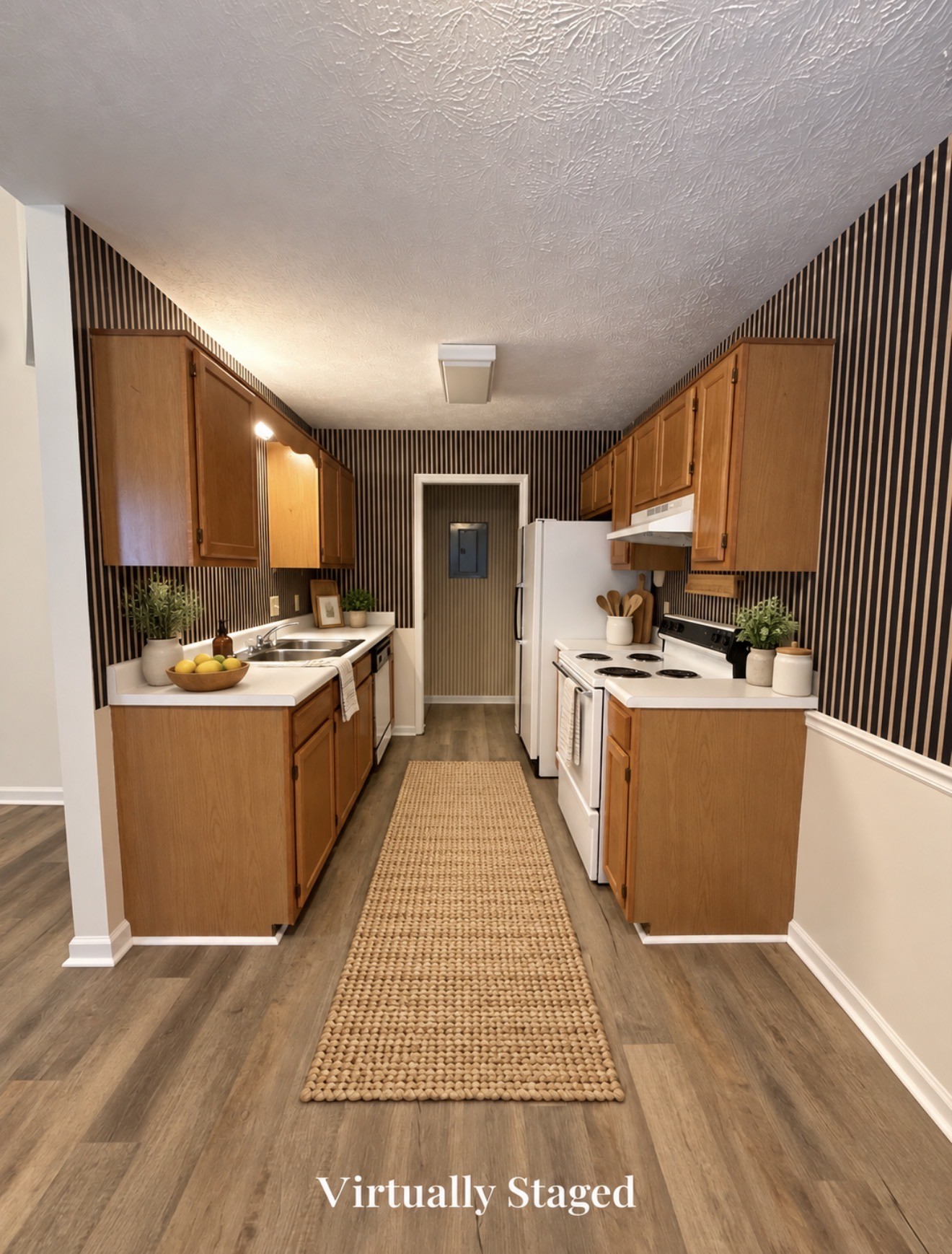 509 Bellmore Pl Property Photo 9