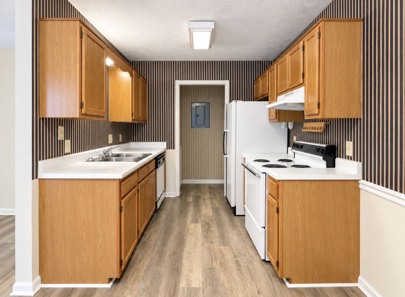 509 Bellmore Pl Property Photo 10