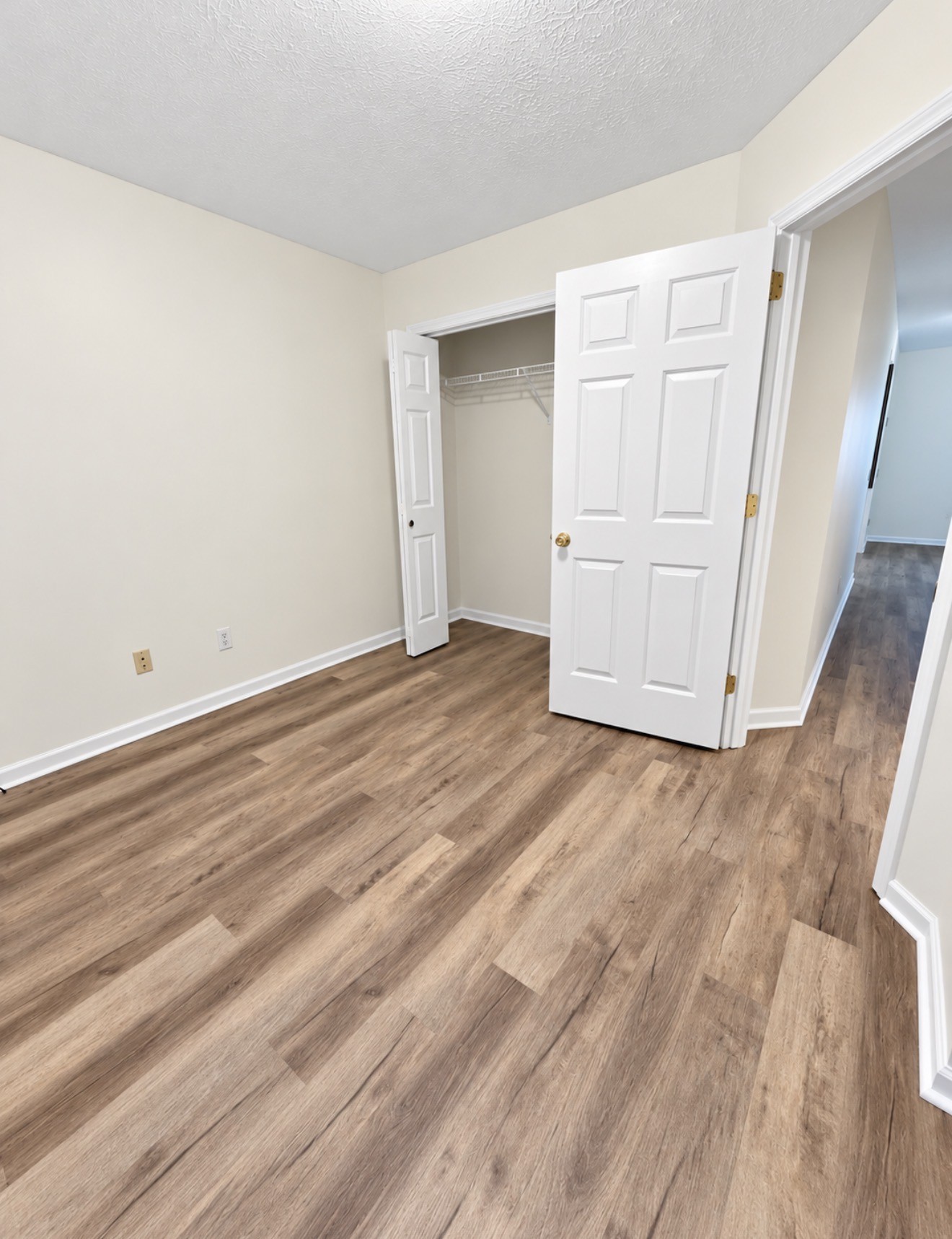 509 Bellmore Pl Property Photo 18