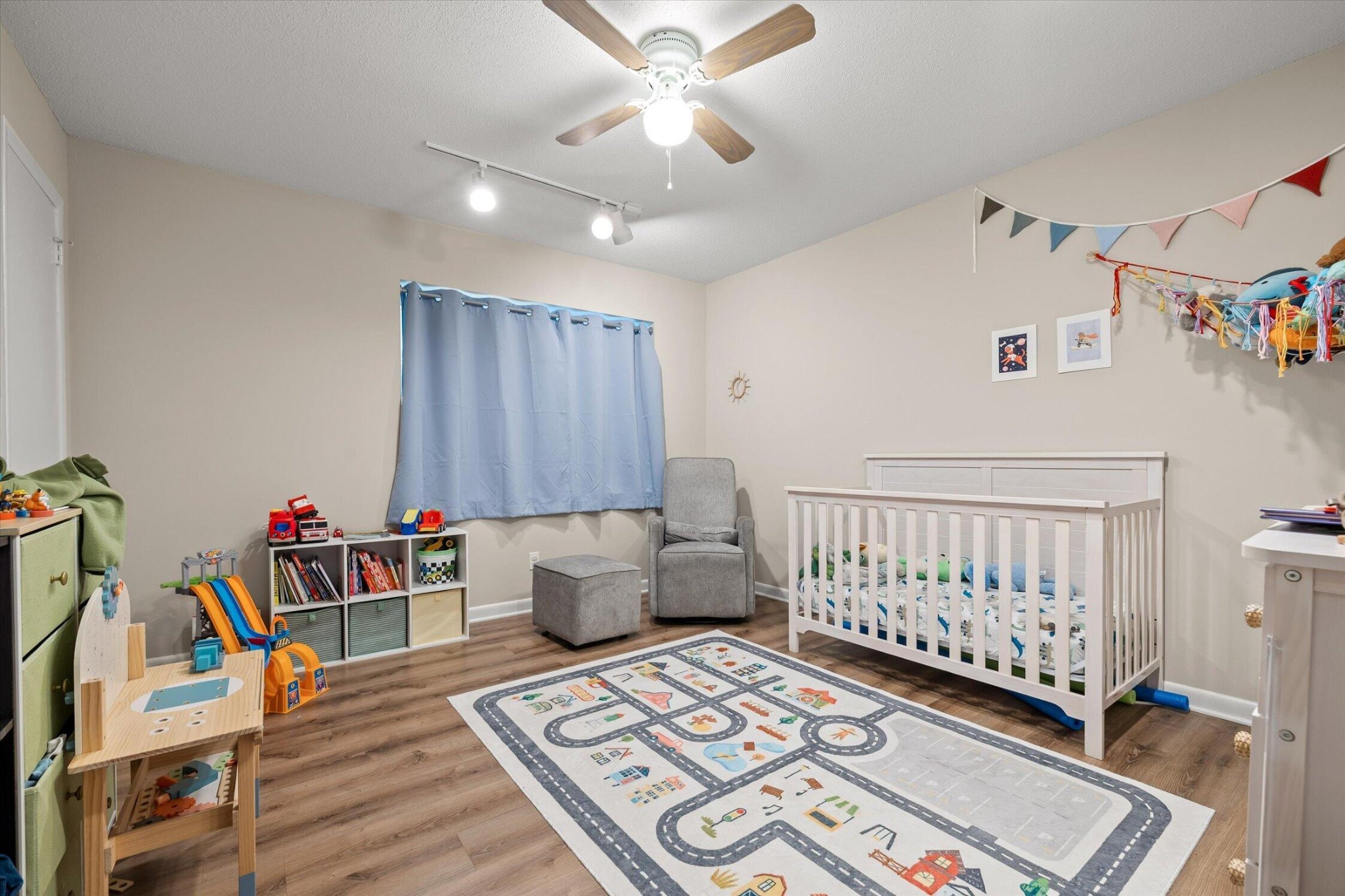 918 S Crest Road Property Photo 33