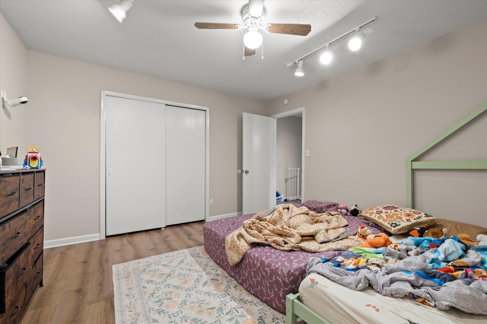 918 S Crest Road Property Photo 36
