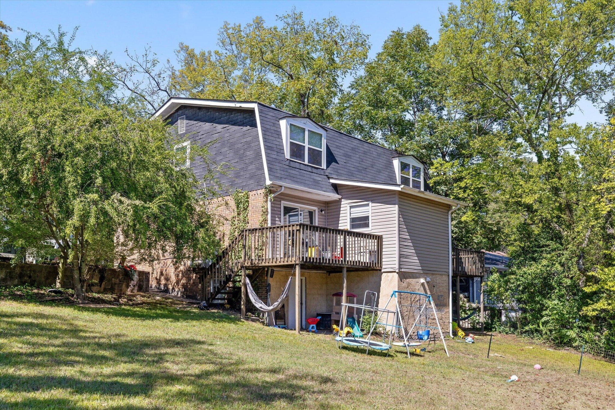 918 S Crest Road Property Photo 41