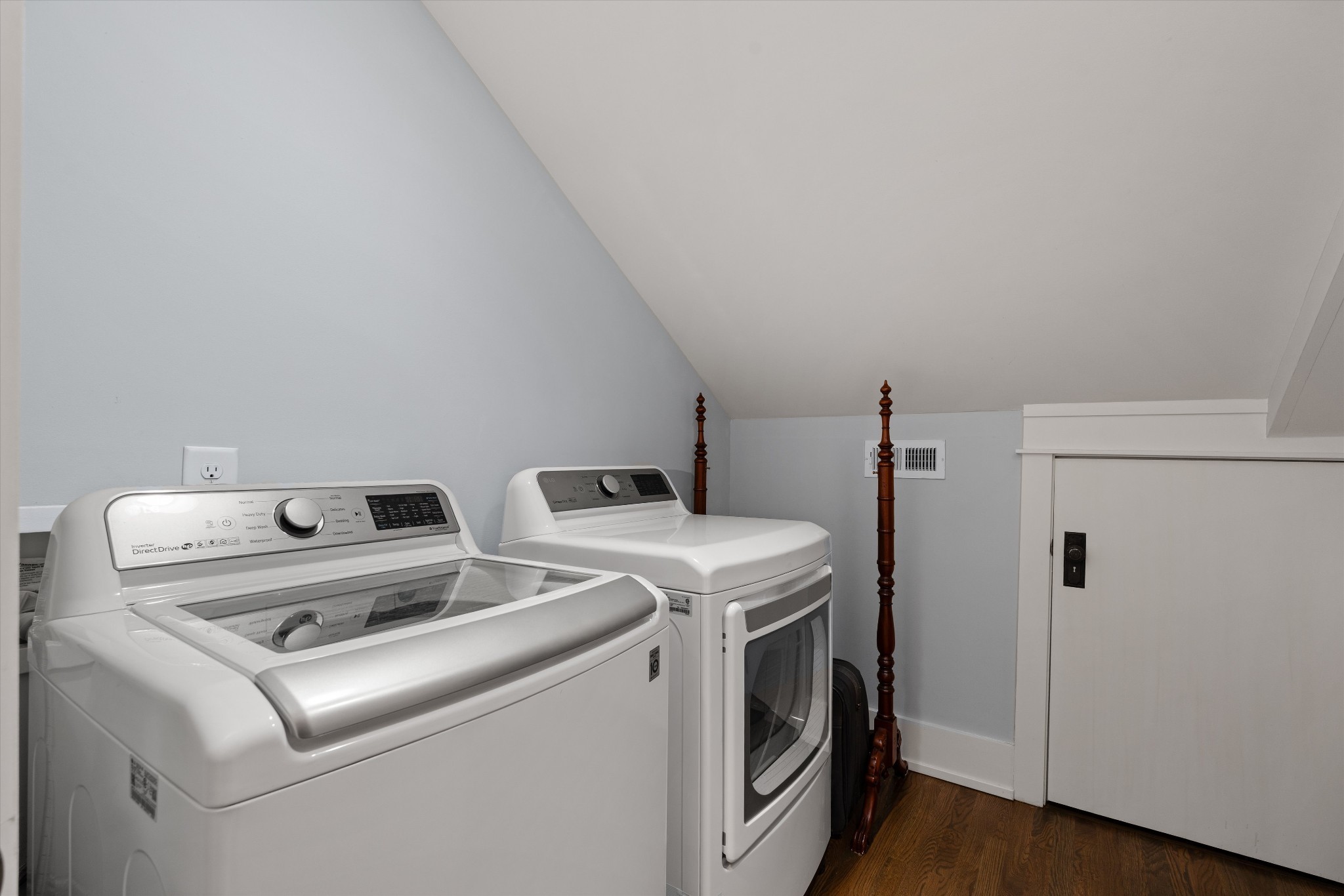 2510 Belmont Blvd Property Photo 78