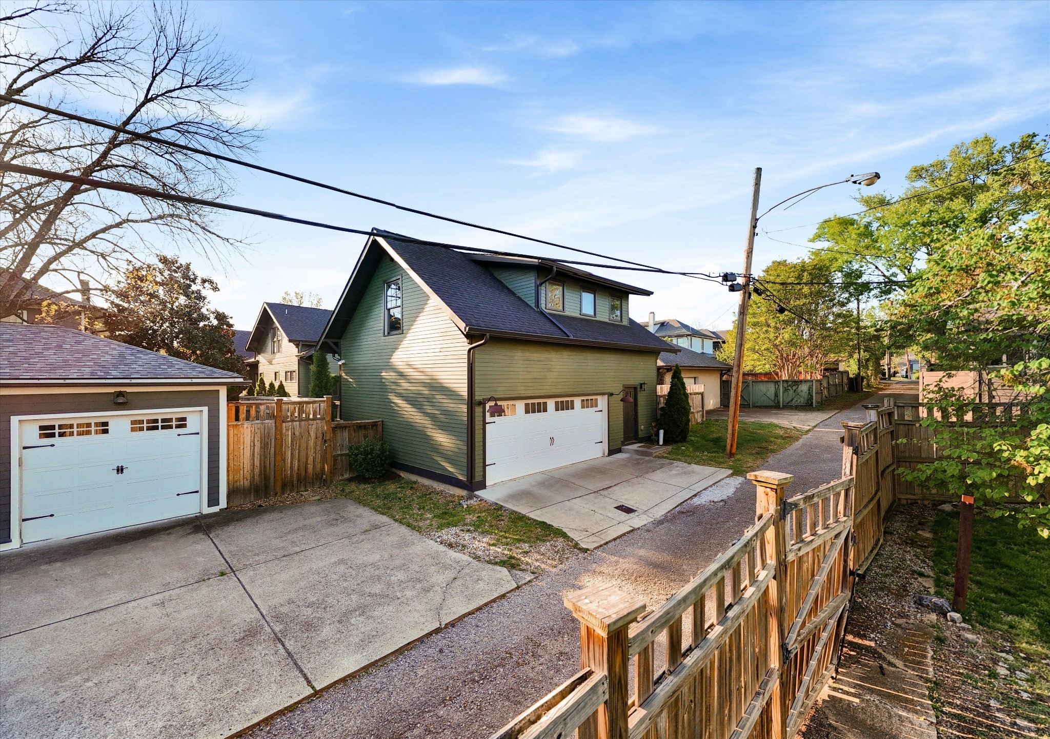 2510 Belmont Blvd Property Photo 82