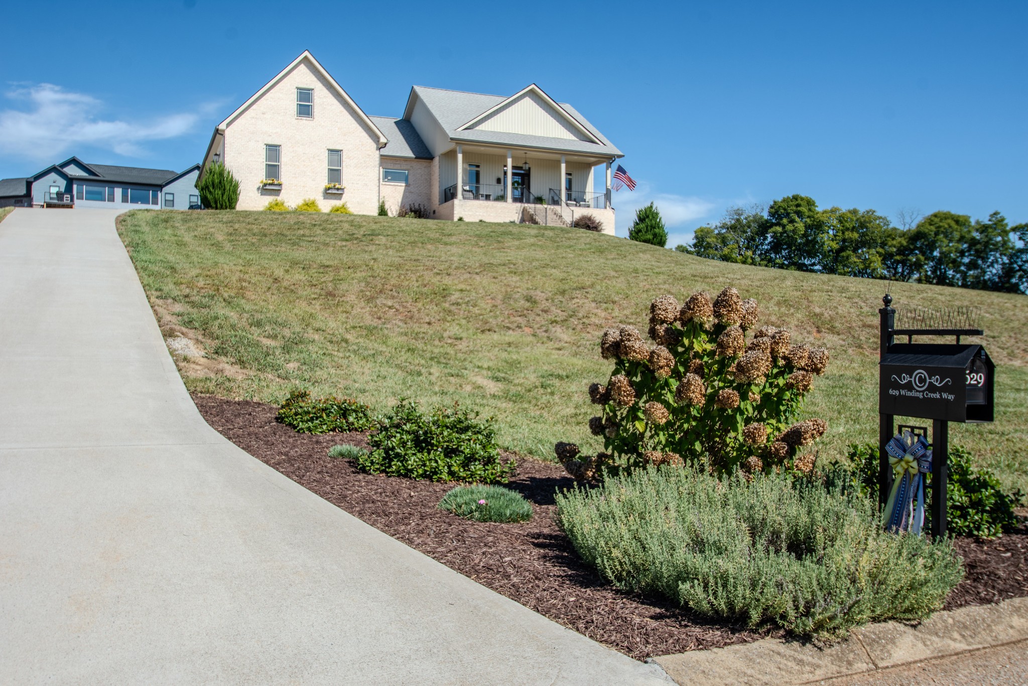 629 Winding Creek Way Property Photo 1
