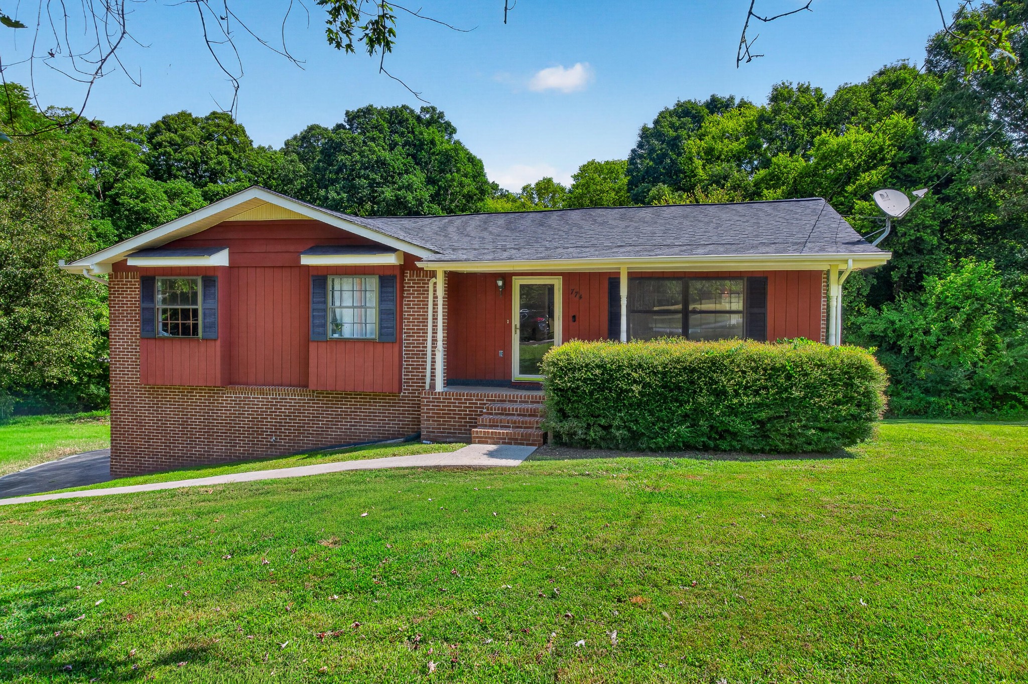 774 Brownwood Circle Property Photo 1
