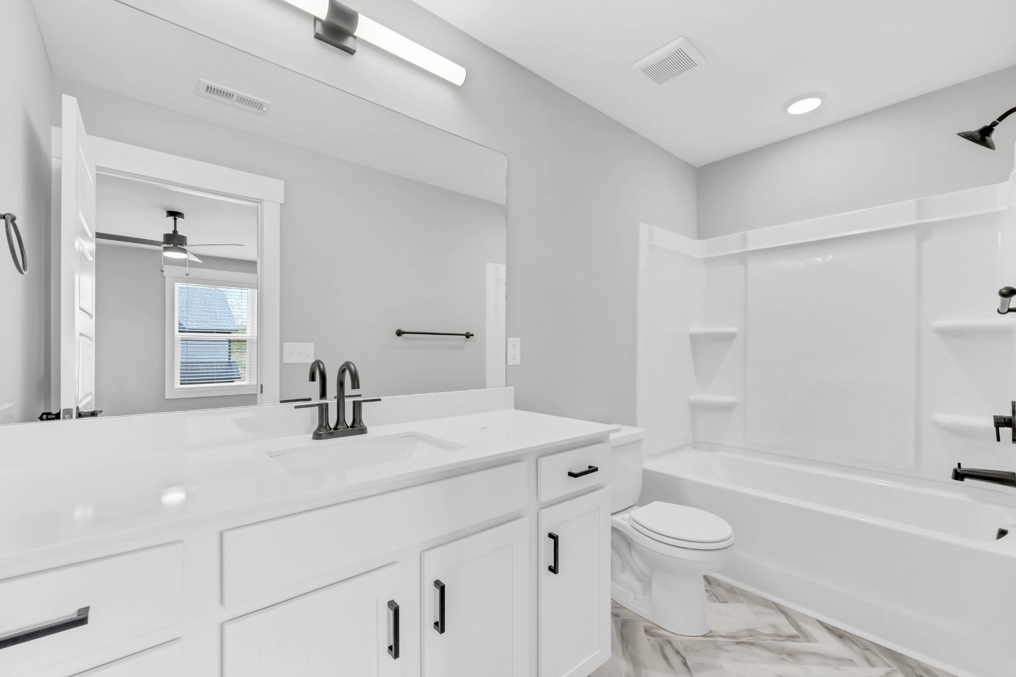 1303 Jonathan Wade Circle Property Photo 18