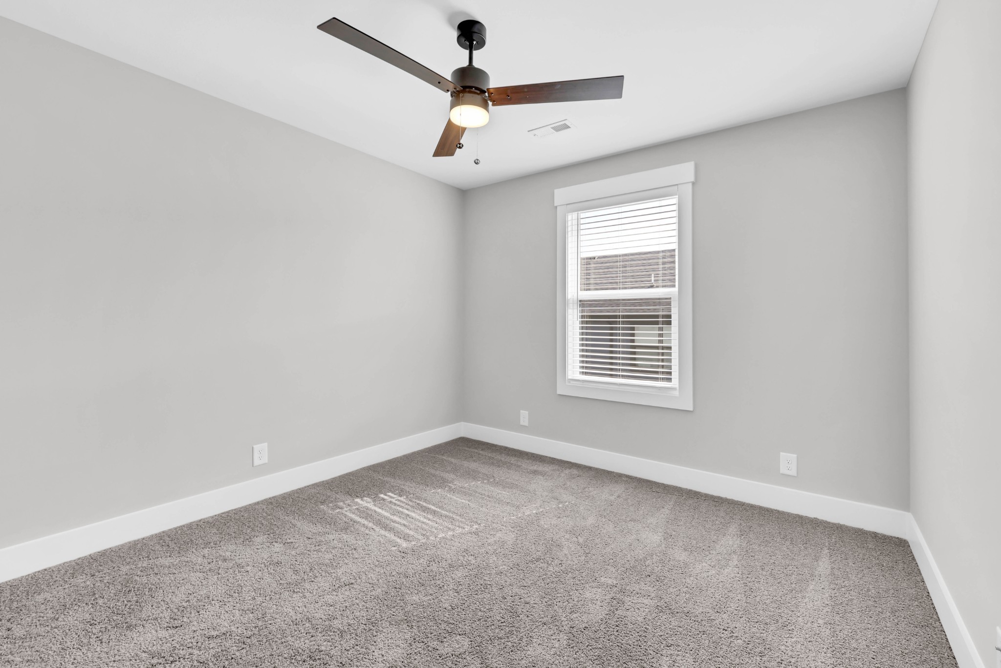 1303 Jonathan Wade Circle Property Photo 20