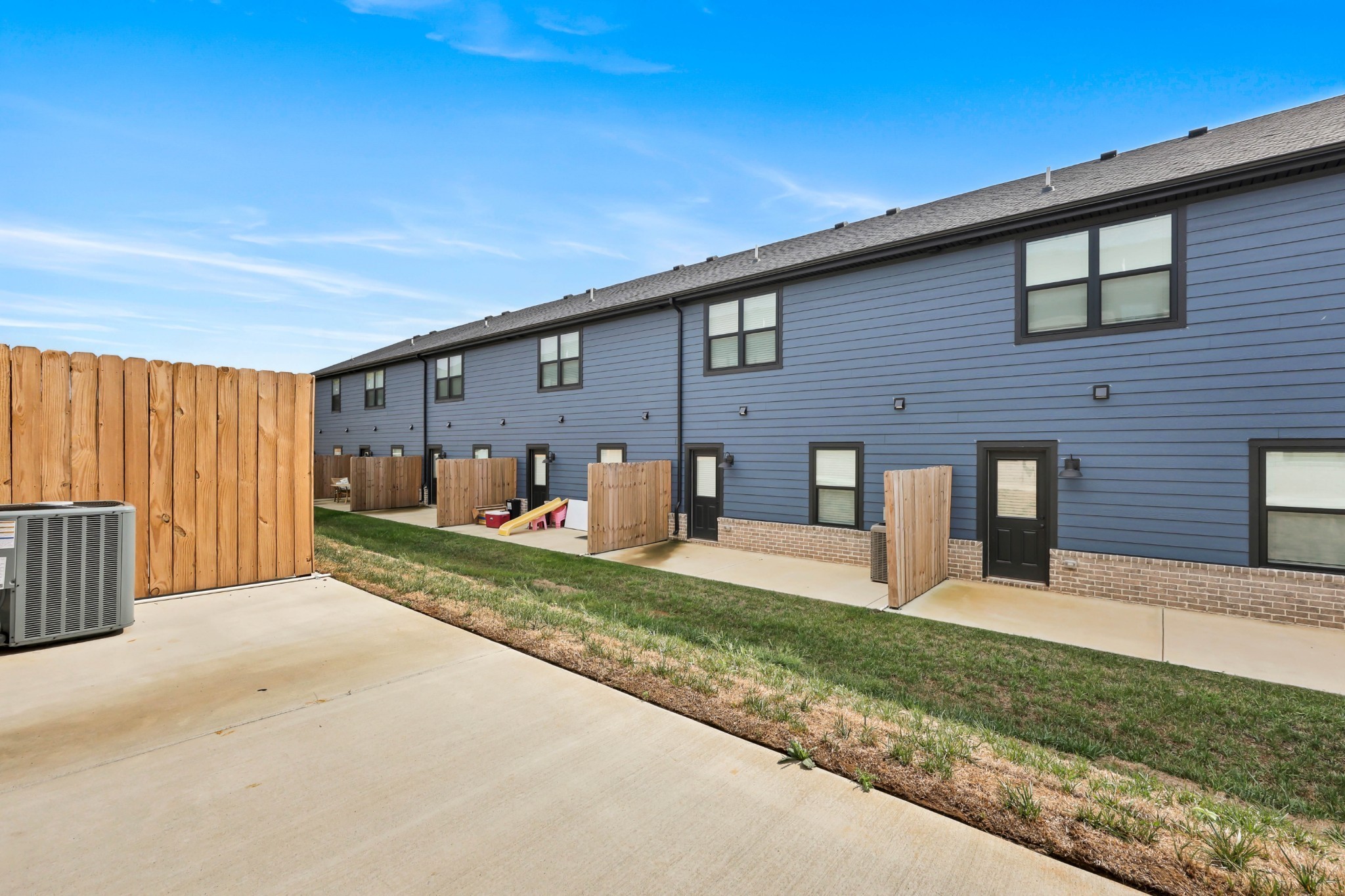 1303 Jonathan Wade Circle Property Photo 25