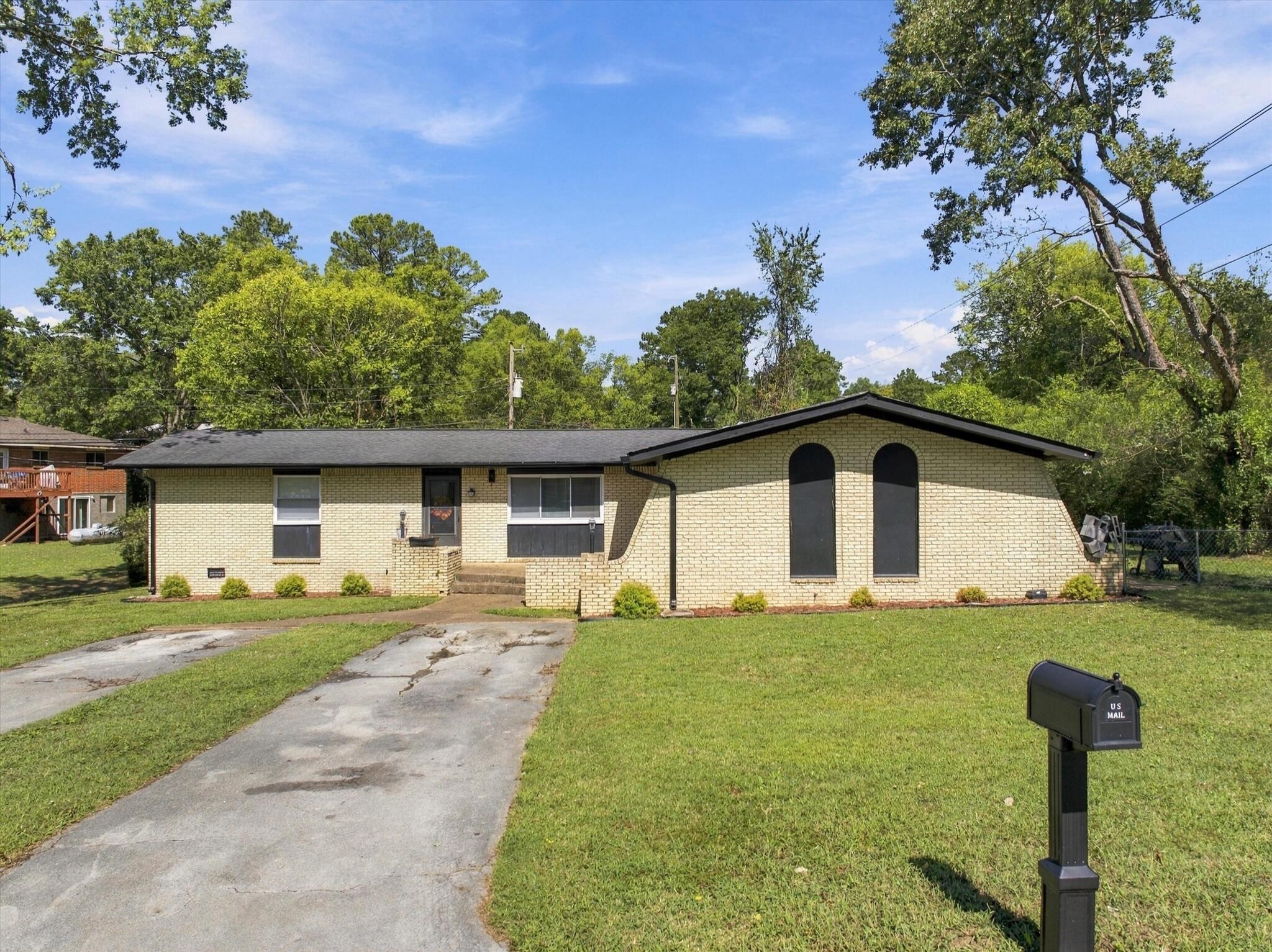 7749 Holiday Hills Circle Property Photo 1