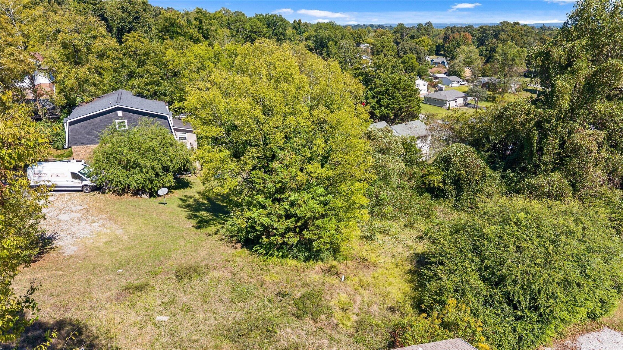 1000 S Crest Road Property Photo 9