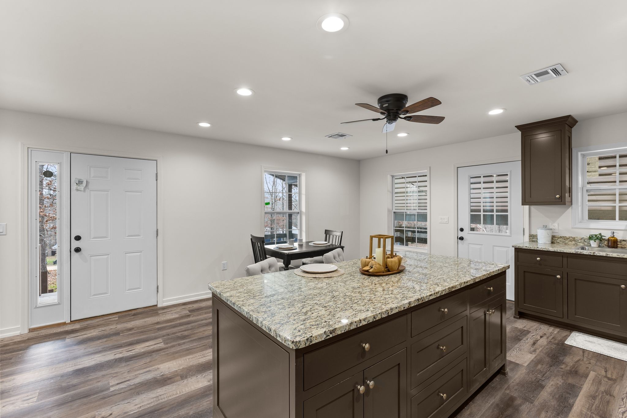 6645 Parish Dr Property Photo 17