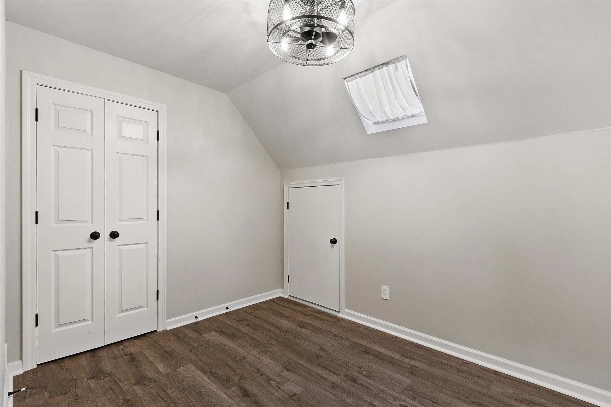 7813 Woodlark Cv Property Photo 27