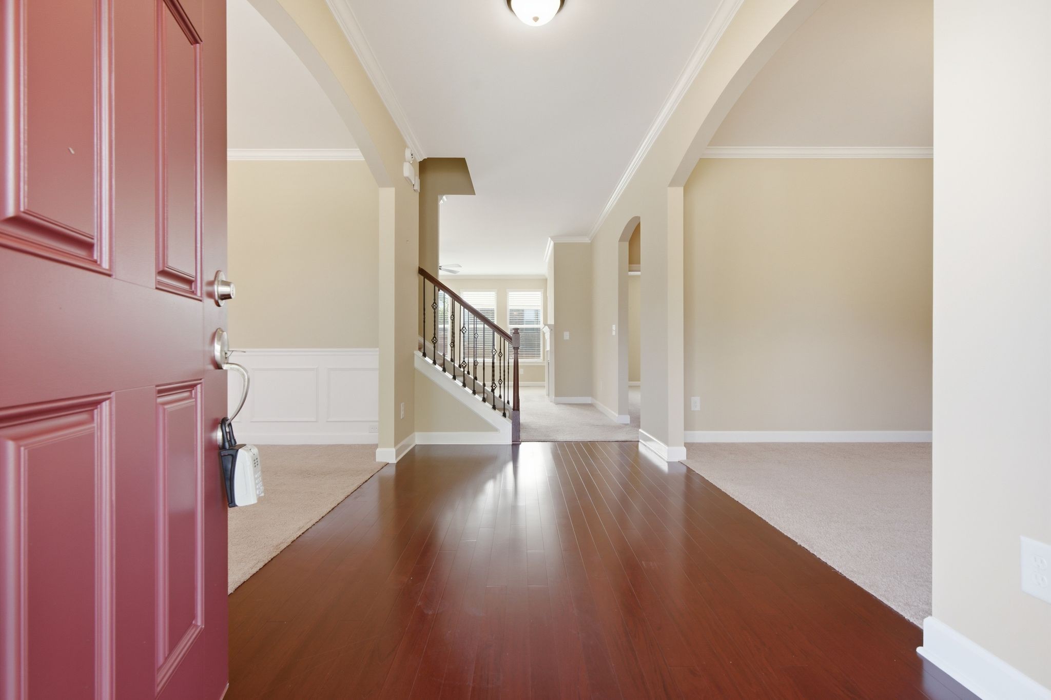 410 Valley Spring Dr Property Photo 5