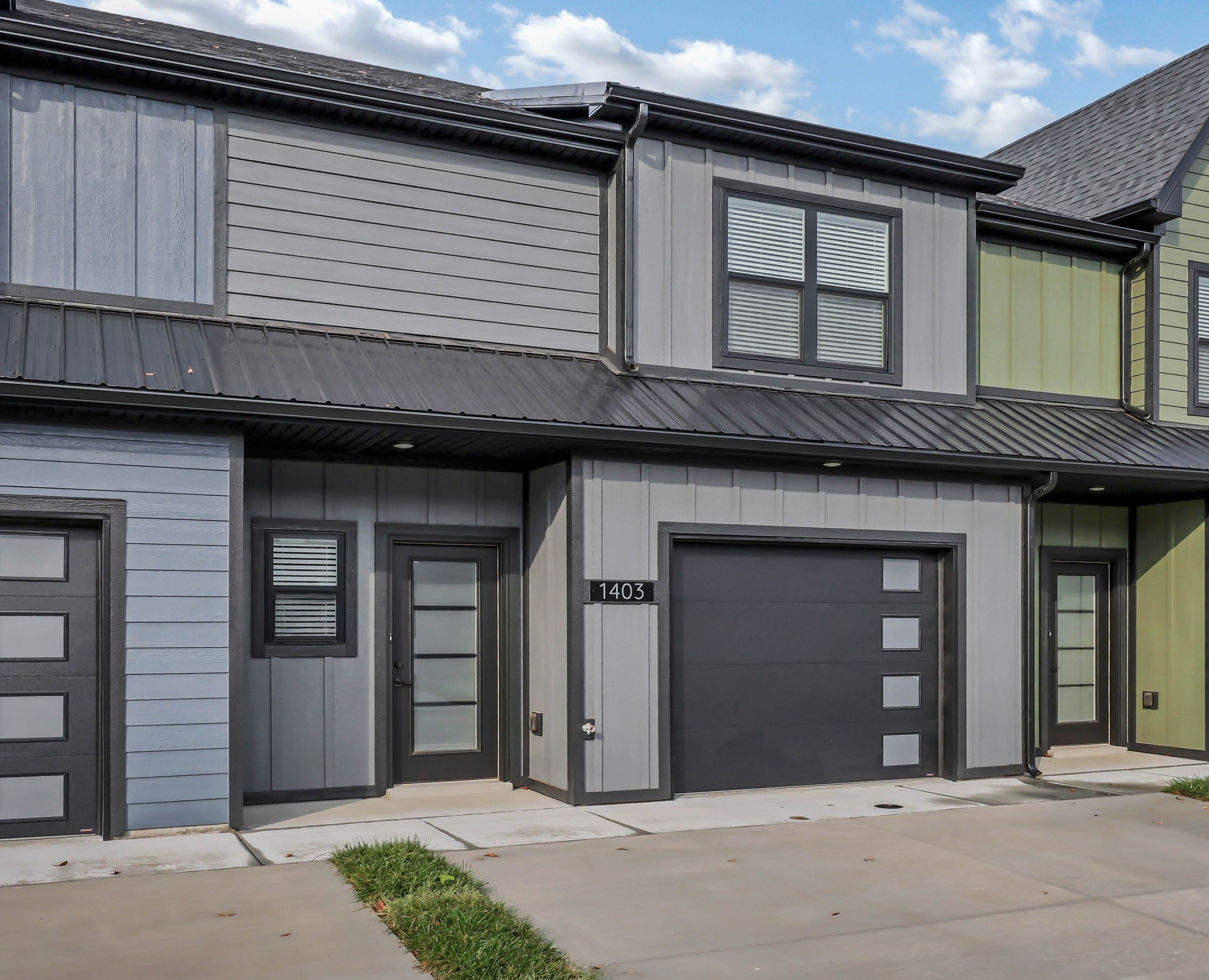 1403 Jonathan Wade Circle Property Photo 3