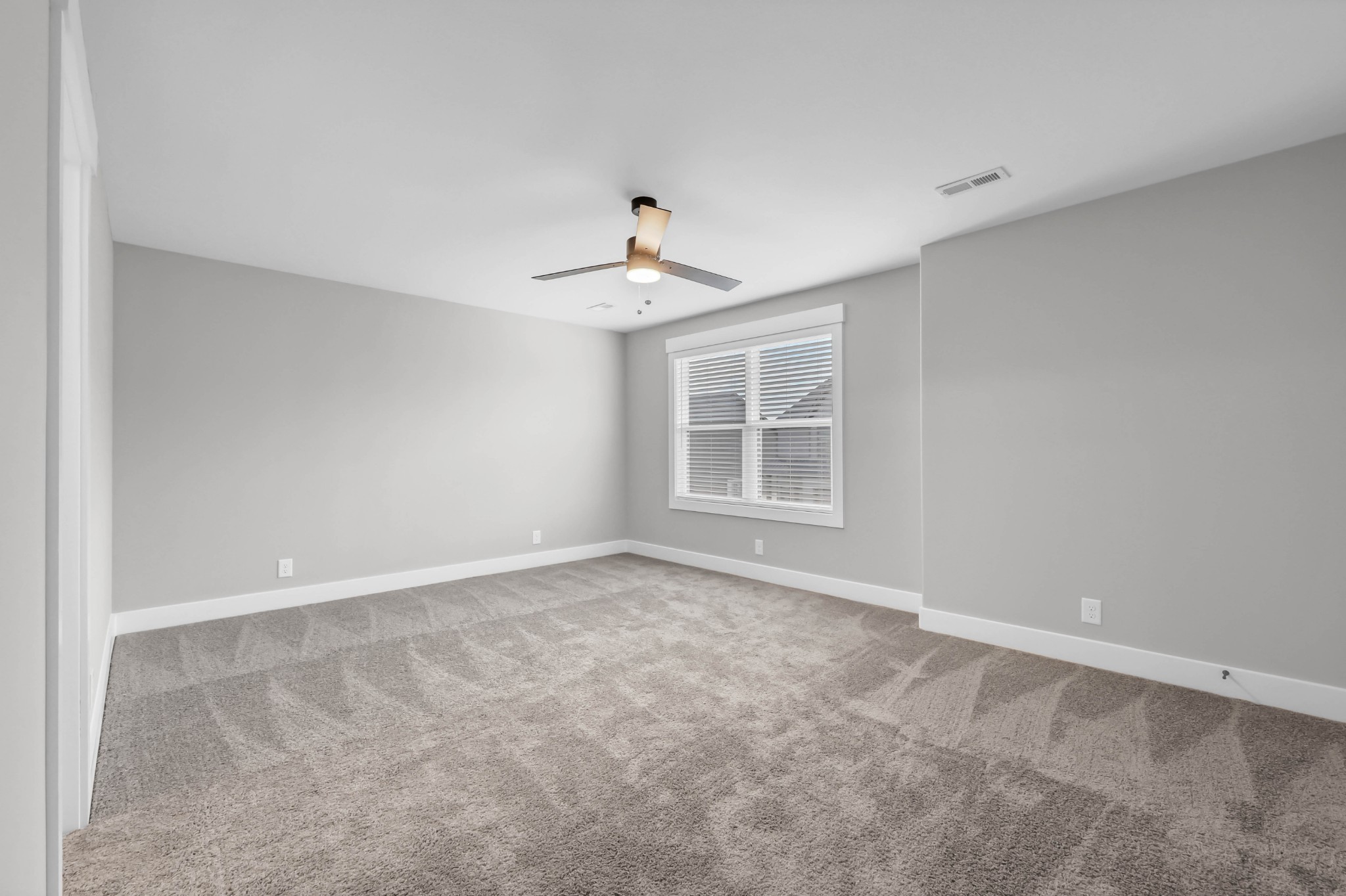 1403 Jonathan Wade Circle Property Photo 16