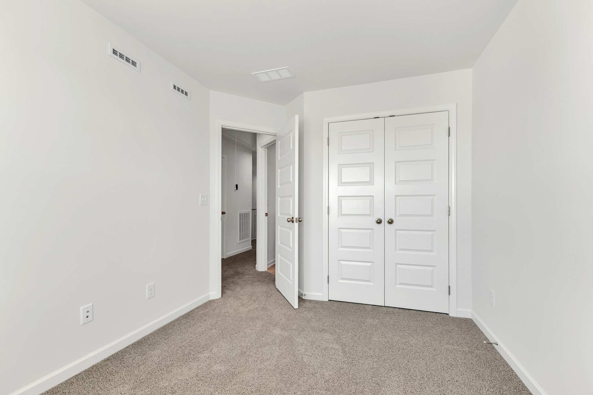 5017 Dayflower Drive Property Photo 21