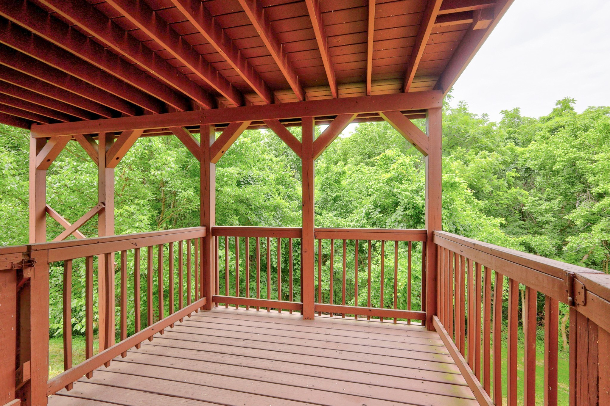 612 Eastcastle Ct Property Photo 42