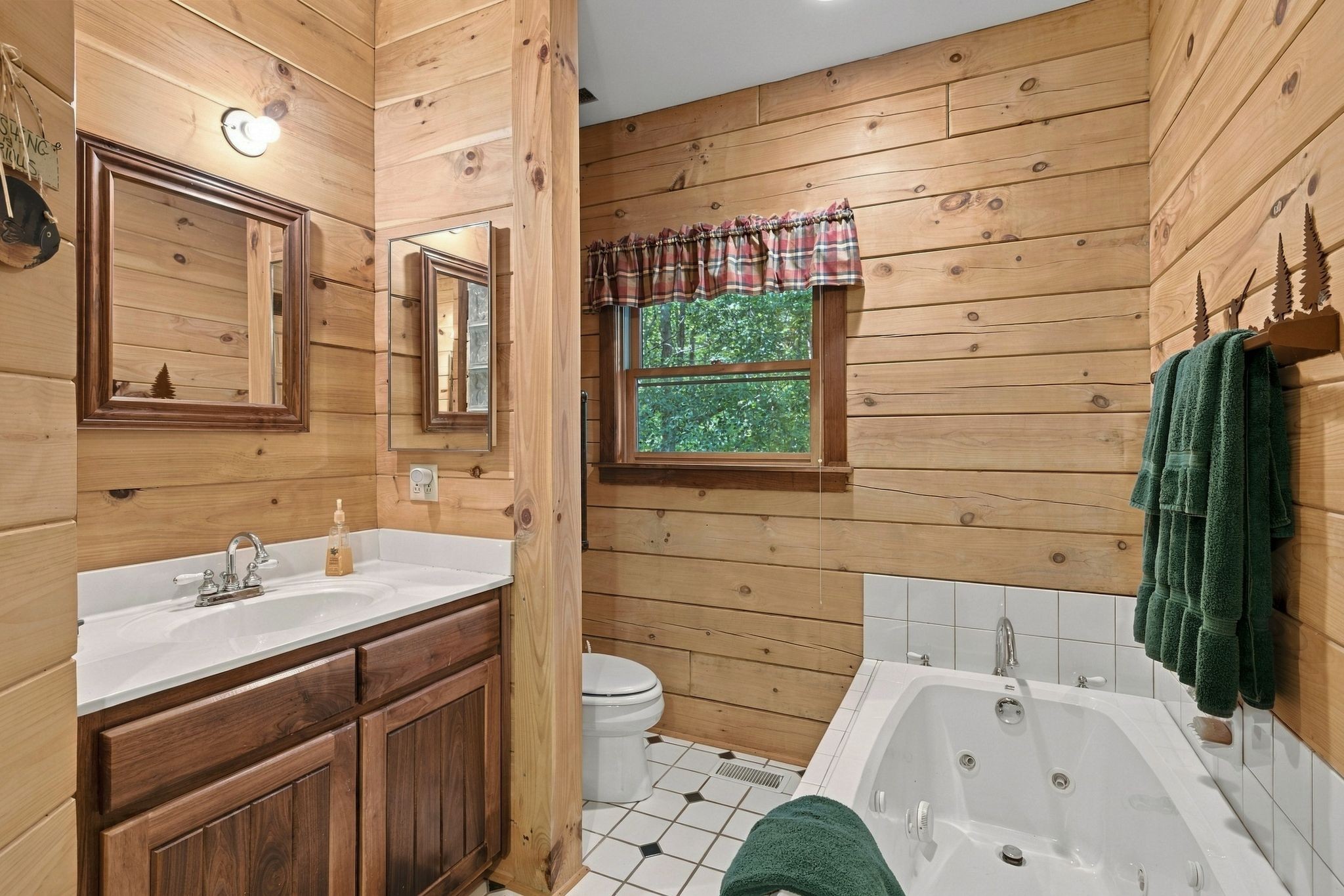 2126 Westlake Dr Property Photo 29
