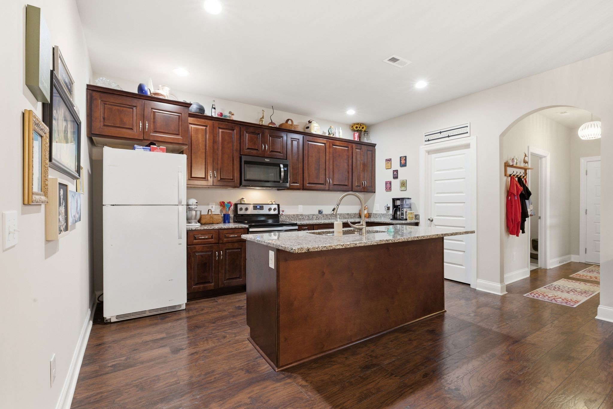 2178 Cason Ln Property Photo 9