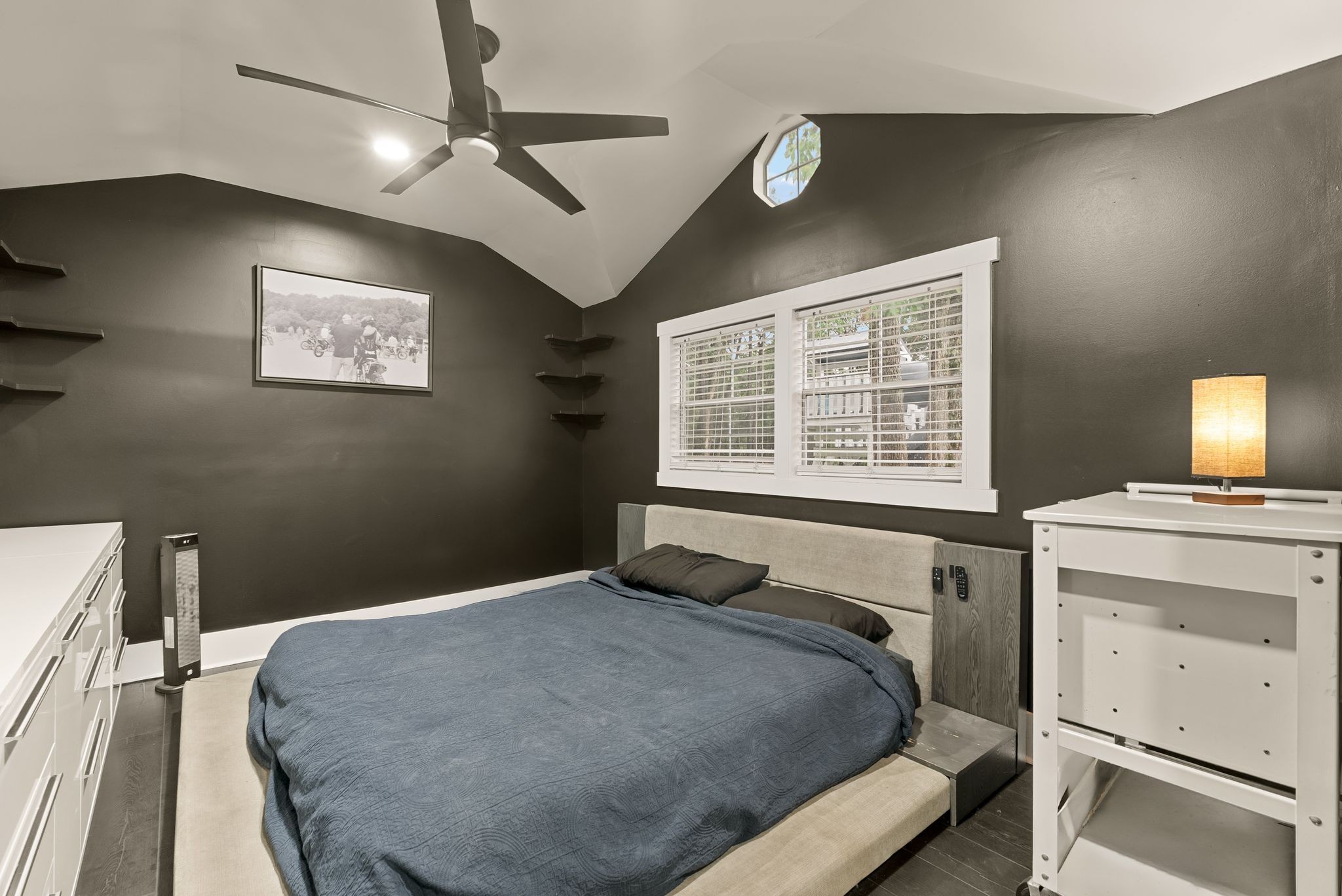 1 Kingsbury Ct Property Photo 37