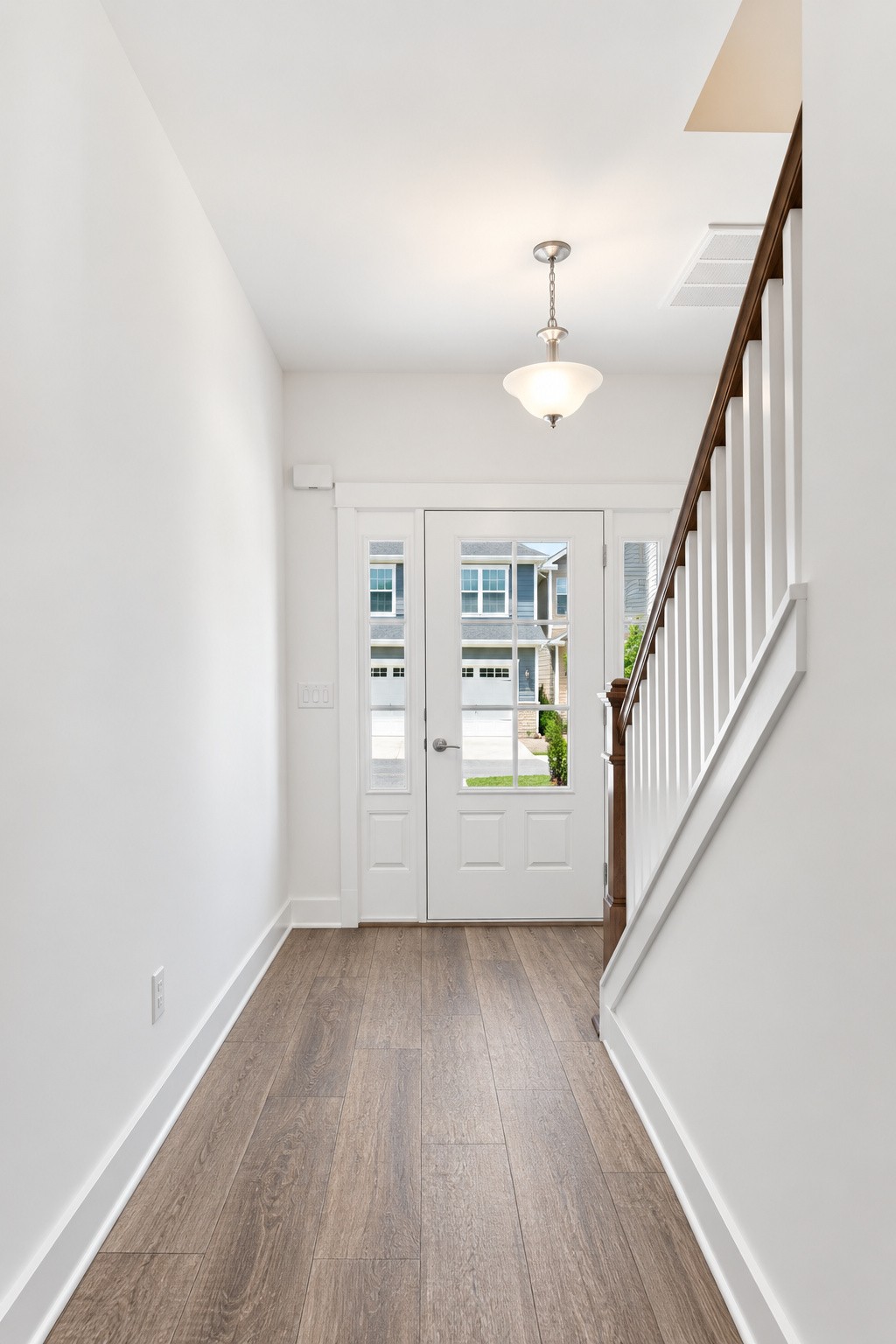 7061 Gracious Dr Property Photo 2