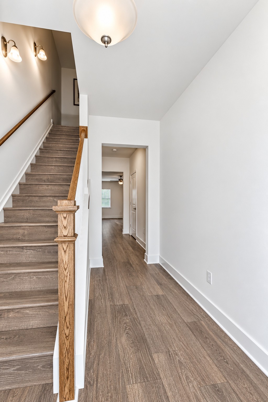7061 Gracious Dr Property Photo 4