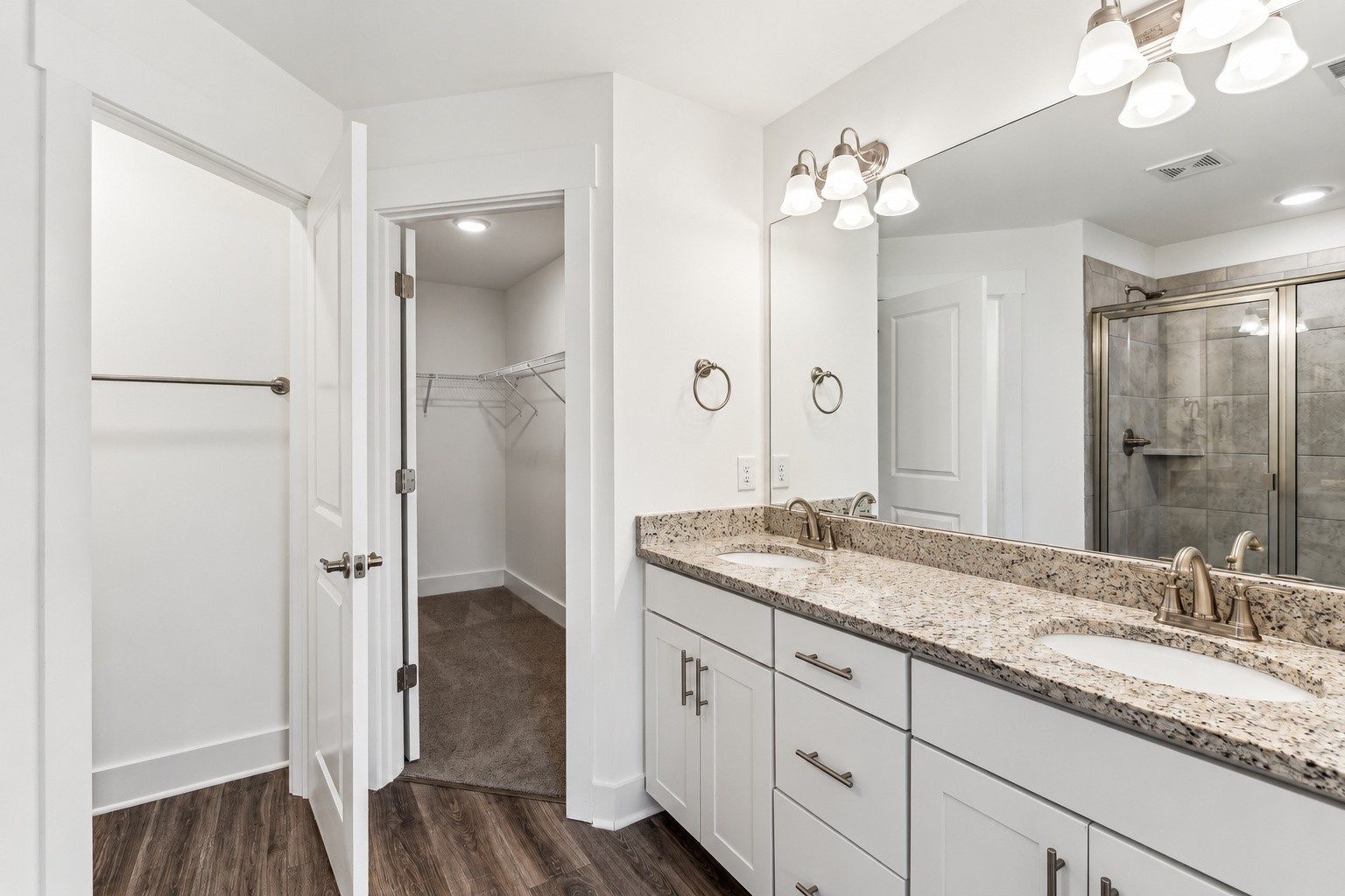 7061 Gracious Dr Property Photo 6