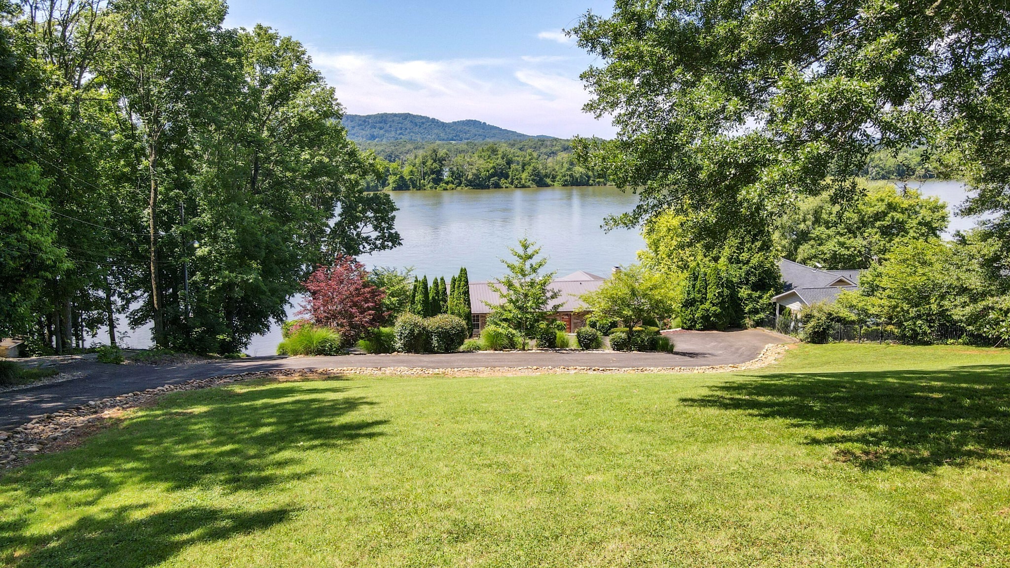 1051 Hiwassee Cir Property Photo 19