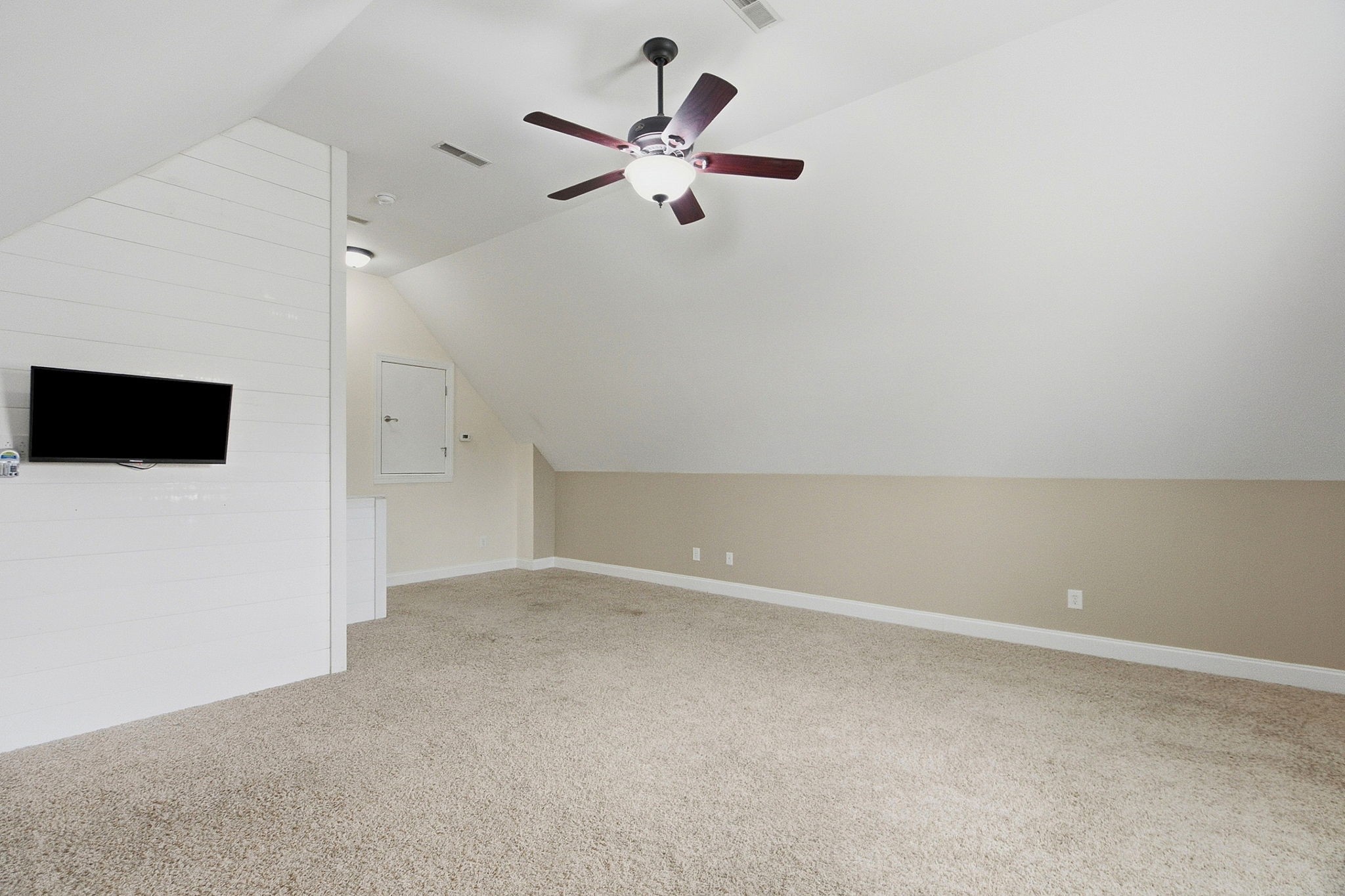 112 Firestede Ct Property Photo 21