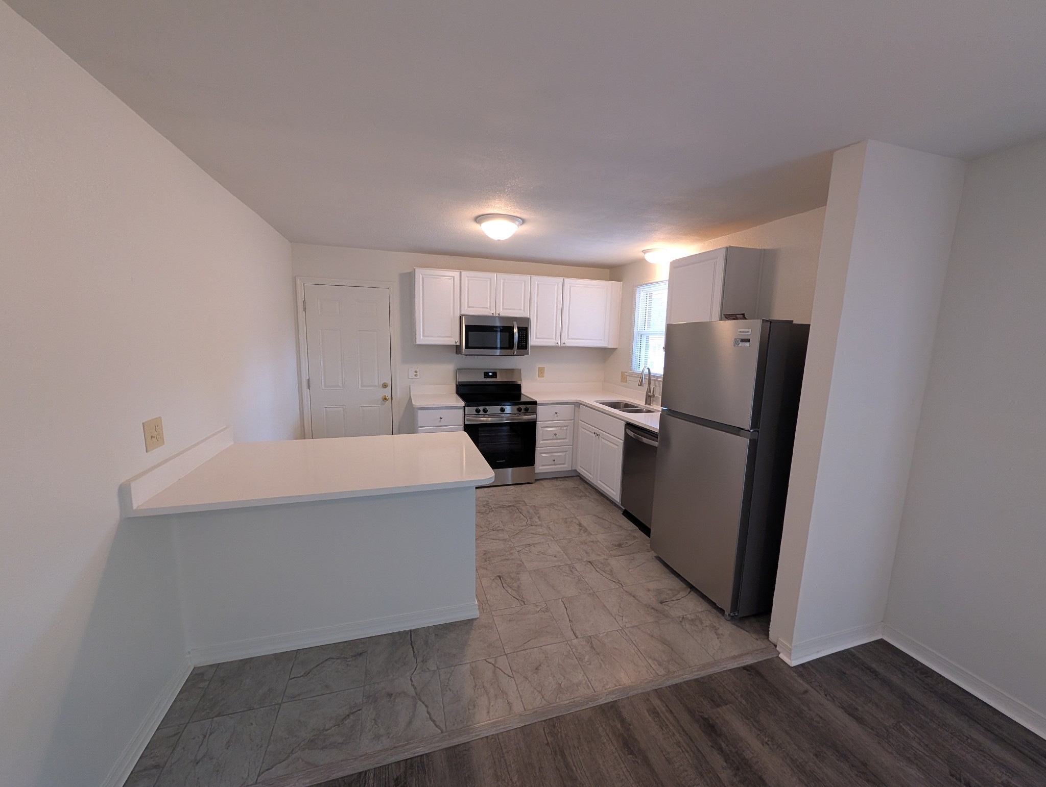 4741 Kennysaw Dr Property Photo 11