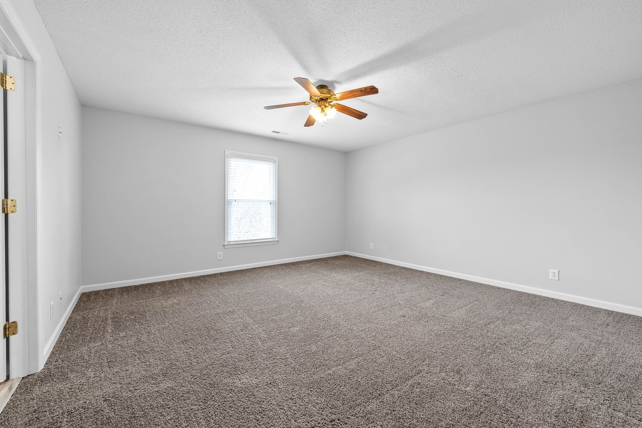 650 Potomac Dr Property Photo 24