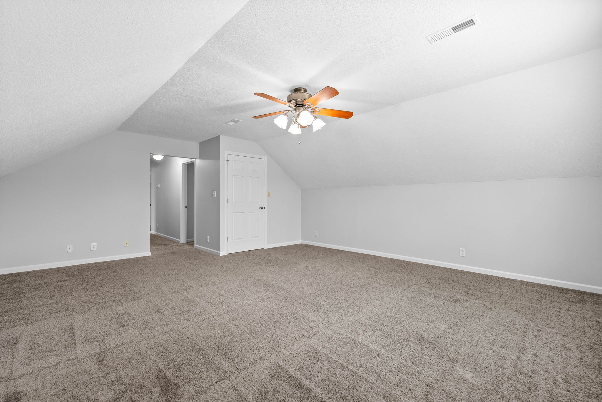 650 Potomac Dr Property Photo 33