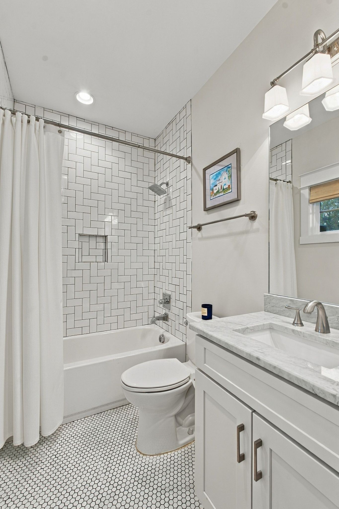 653 James Ave Property Photo 8