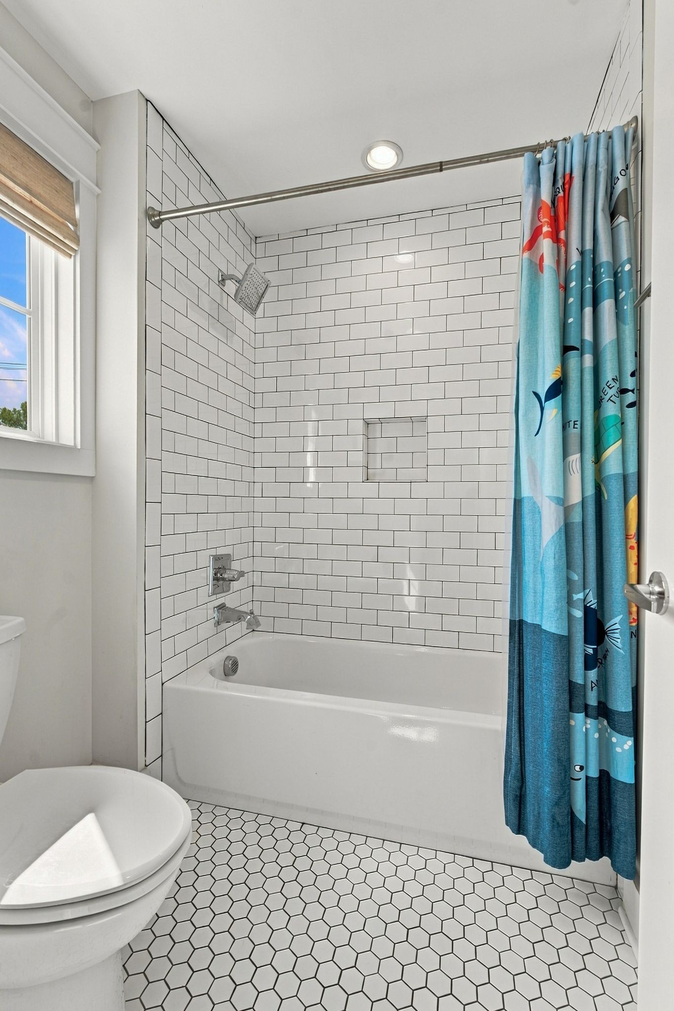 653 James Ave Property Photo 21