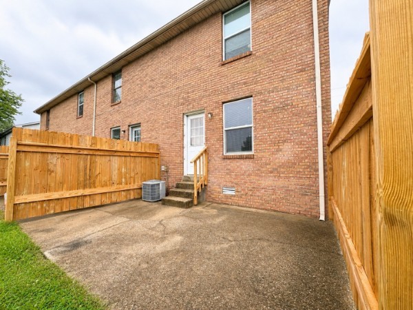1630 Baltimore Dr Property Photo 12