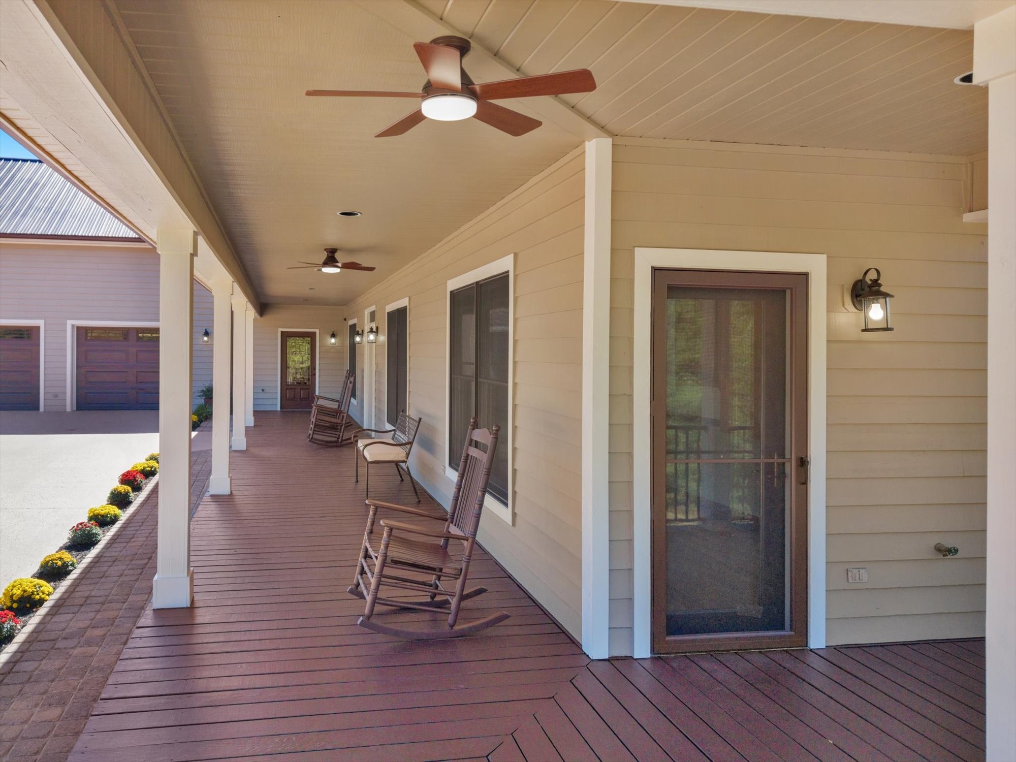 3522 Belotes Ferry Rd Property Photo 10