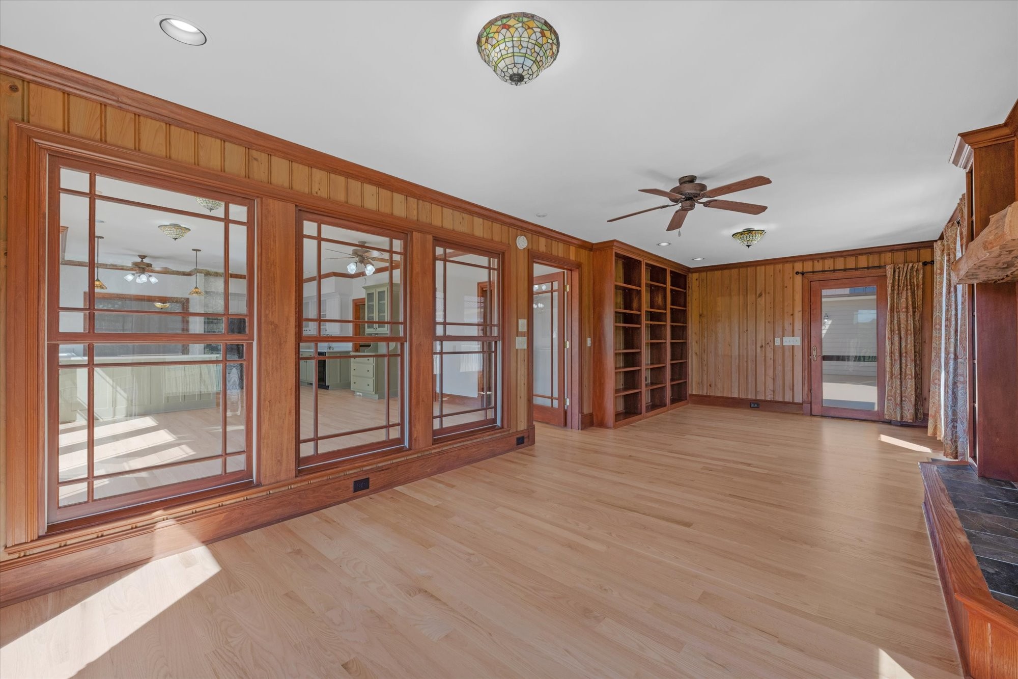 3522 Belotes Ferry Rd Property Photo 27