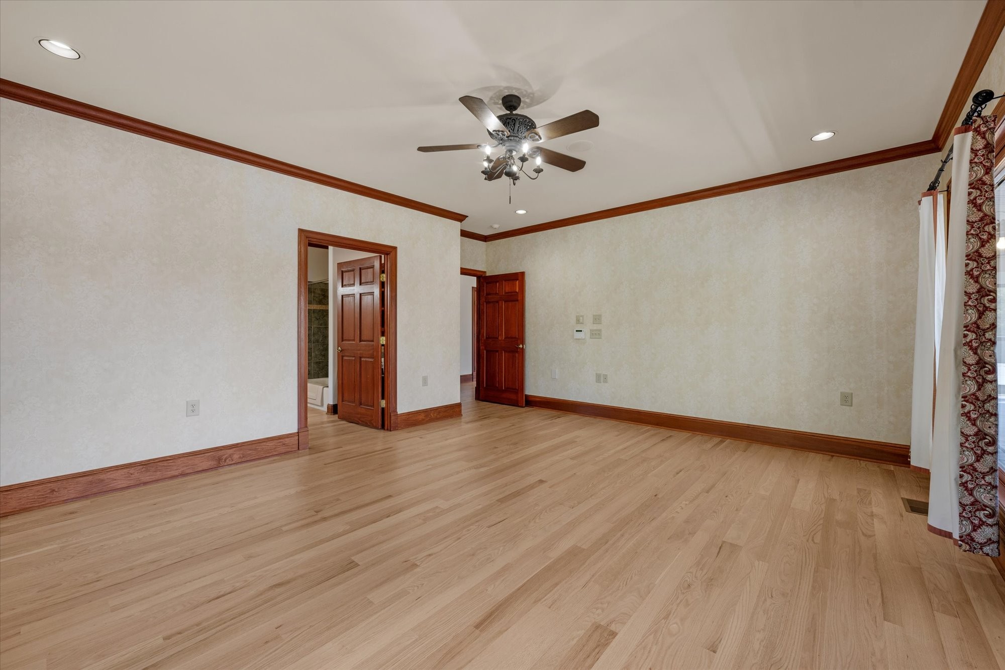 3522 Belotes Ferry Rd Property Photo 34