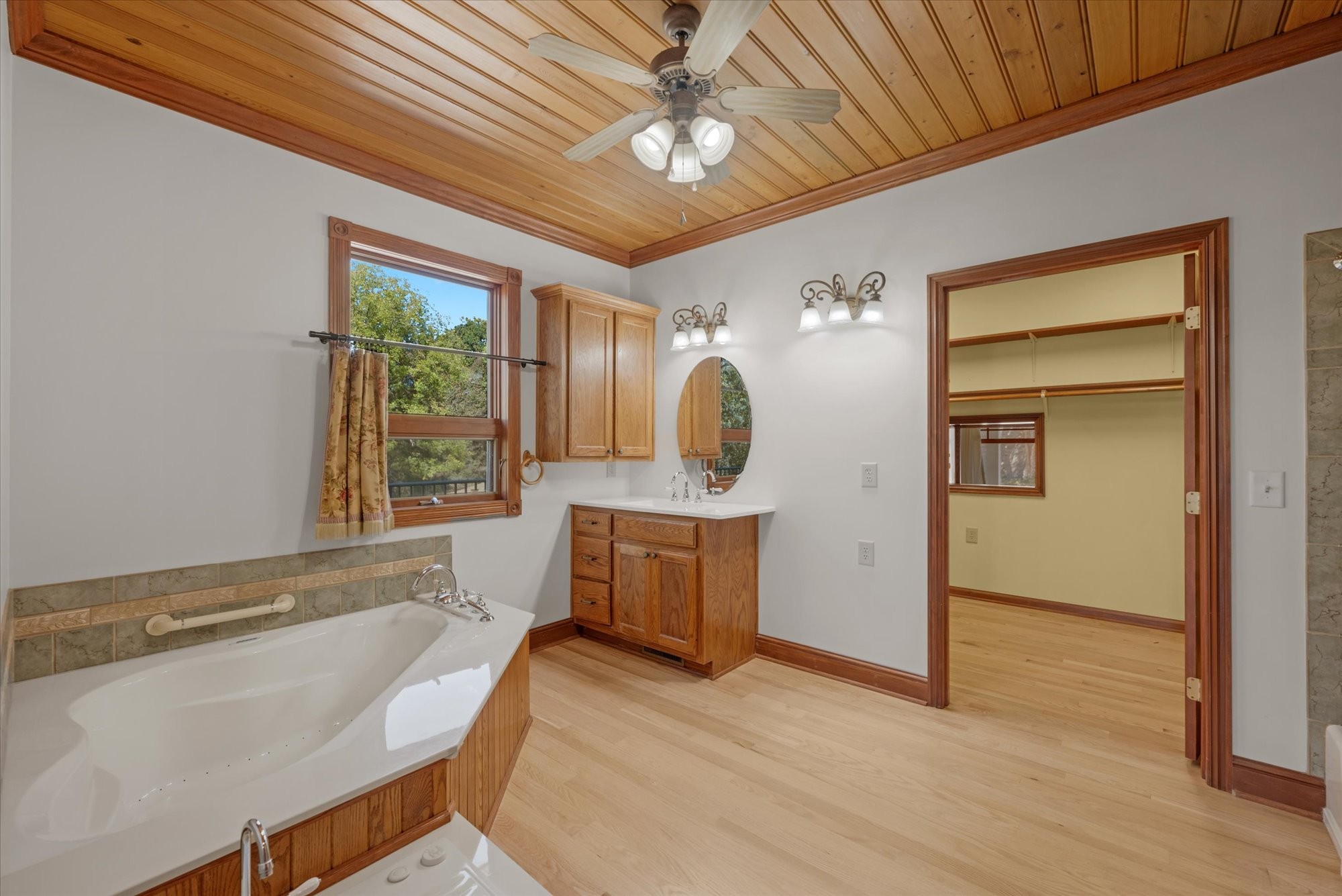 3522 Belotes Ferry Rd Property Photo 37