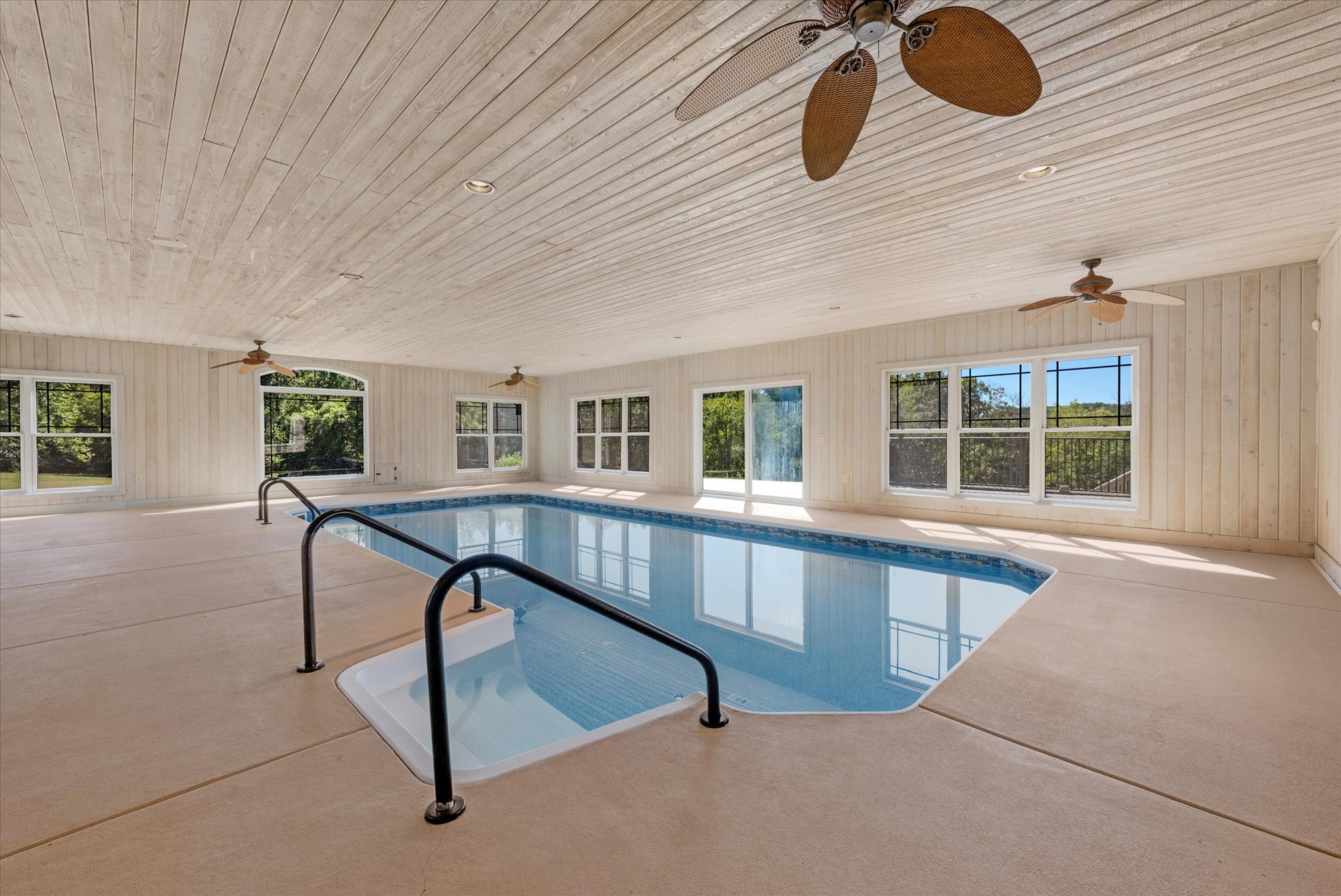 3522 Belotes Ferry Rd Property Photo 56