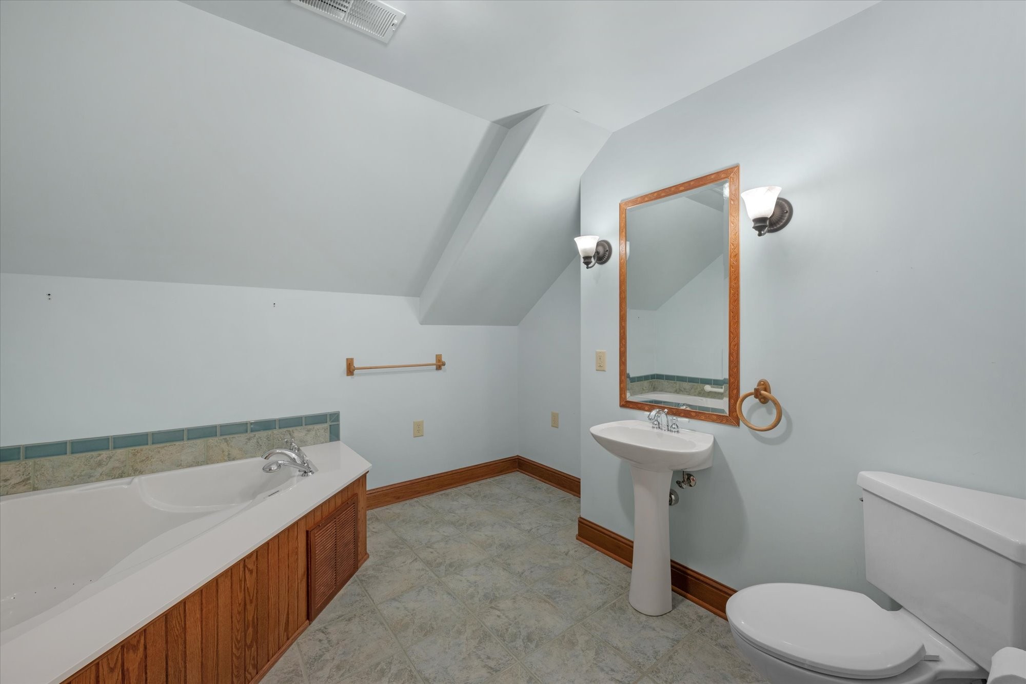 3522 Belotes Ferry Rd Property Photo 69