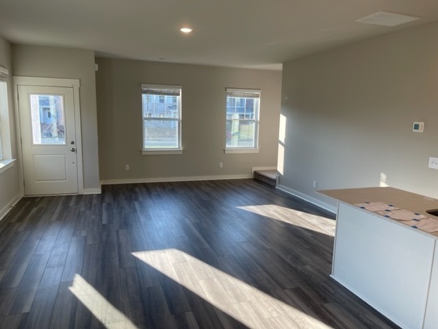 4505 Sardius Dr Property Photo 6