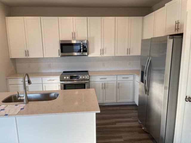 4505 Sardius Dr Property Photo 9