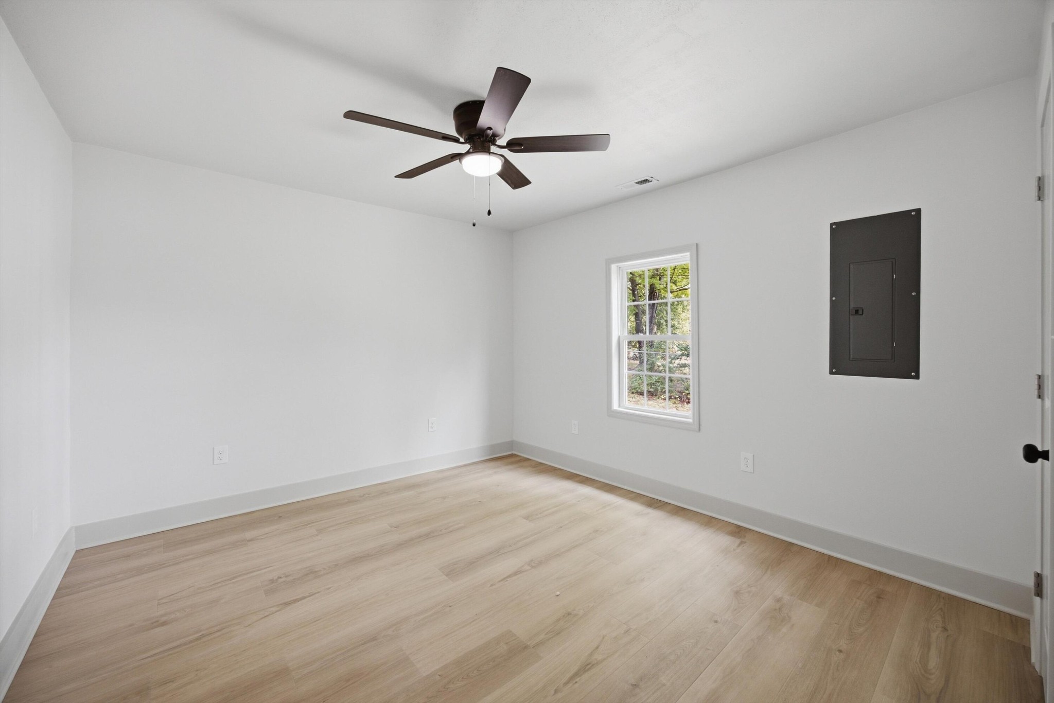 1245 Eagle Park Road, Ne Property Photo 27