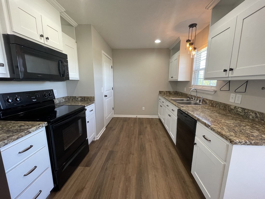 220 Shaub Rd Property Photo 6