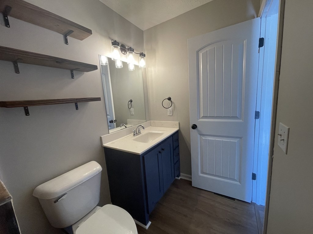 220 Shaub Rd Property Photo 11