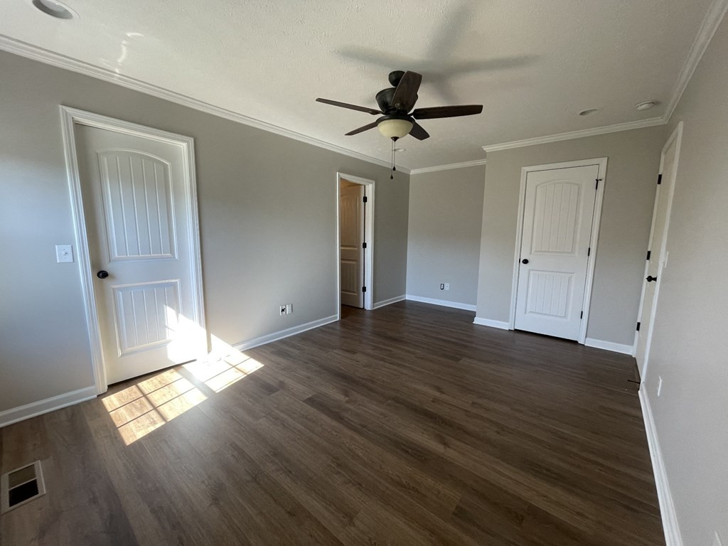 220 Shaub Rd Property Photo 12